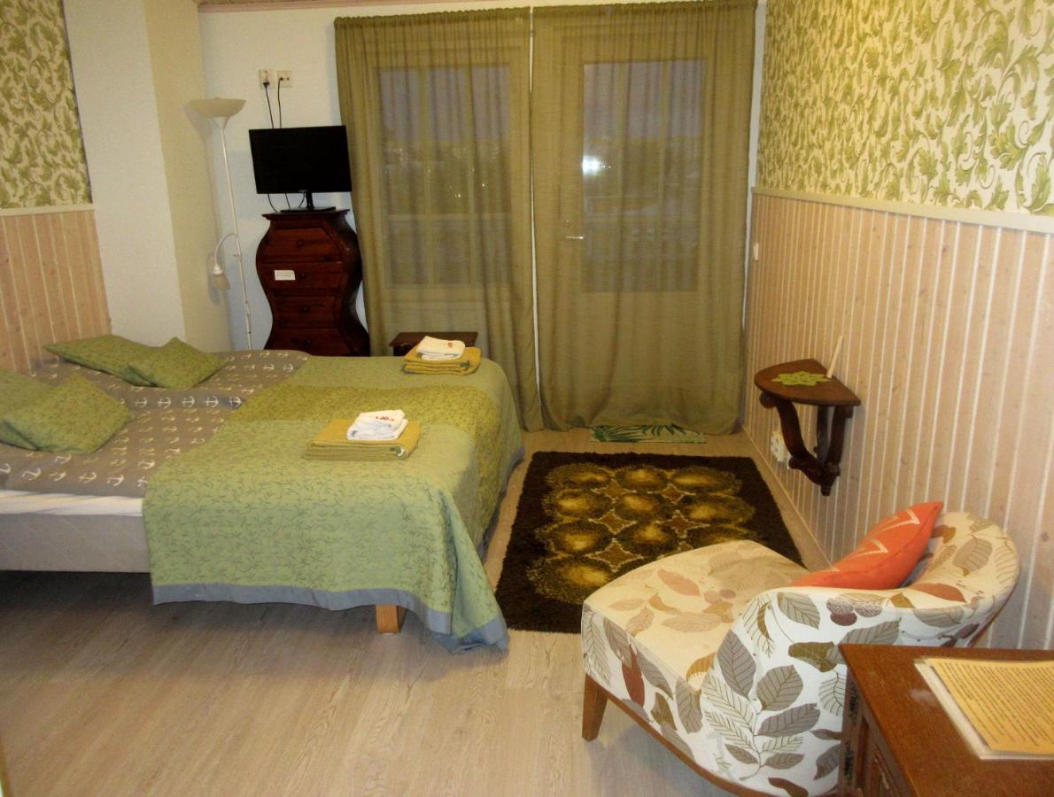 Turusensaha Guesthouse Oulu Buitenkant foto