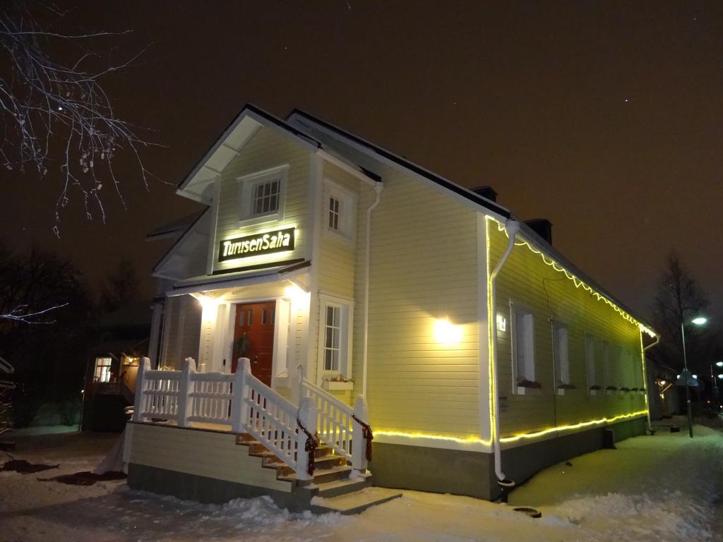 Turusensaha Guesthouse Oulu Buitenkant foto