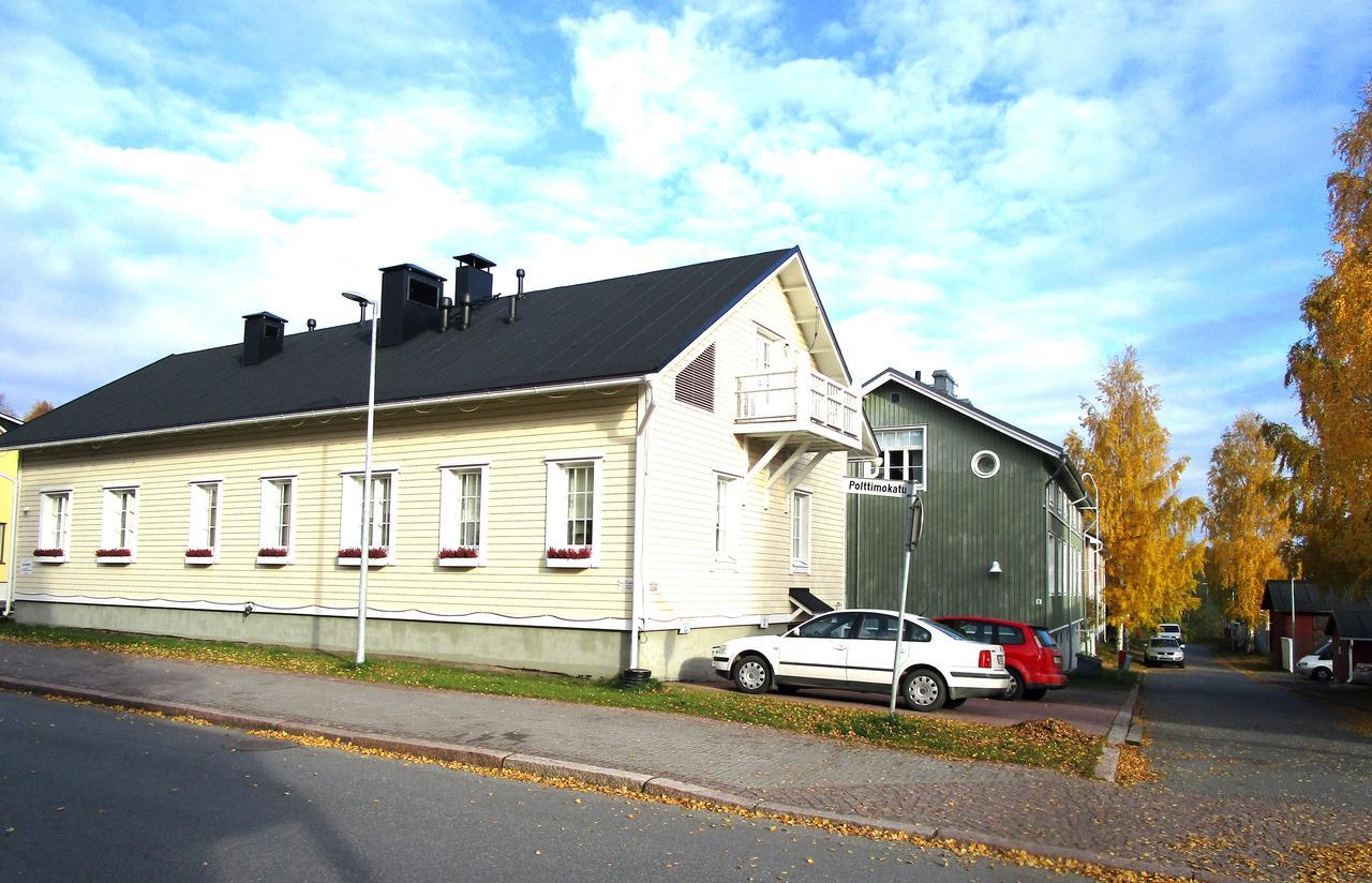 Turusensaha Guesthouse Oulu Buitenkant foto