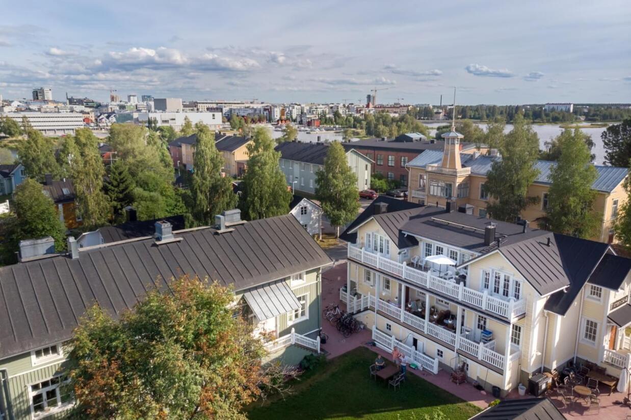 Turusensaha Guesthouse Oulu Buitenkant foto